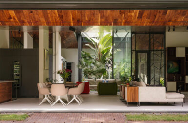 A Modern Forest Retreat With an Indoor Pool Outside Warsaw